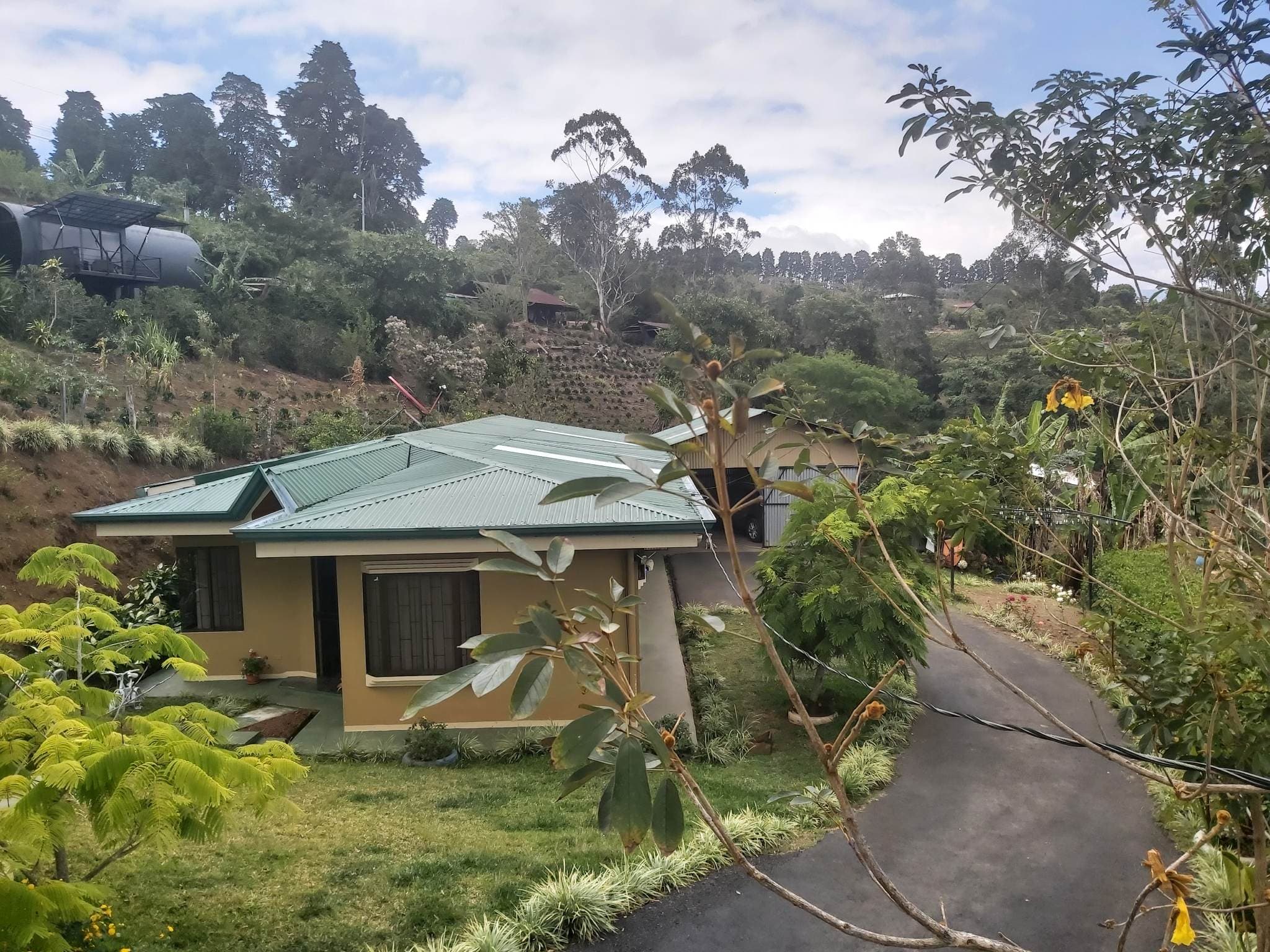 Venta de casa con una excelente vista al valle centfal