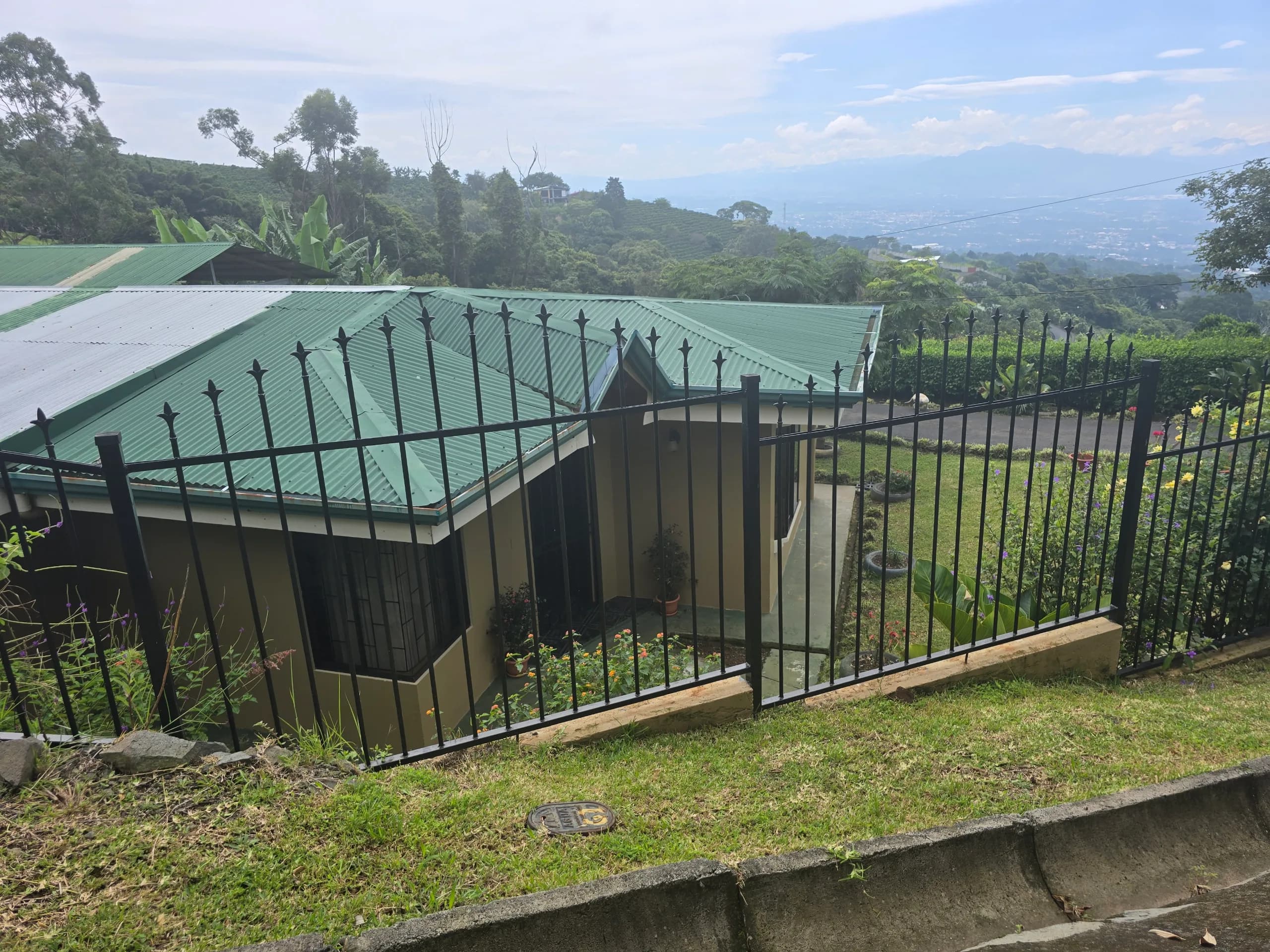 Venta de casa con una excelente vista al valle centfal
